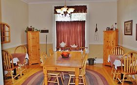 Bennett House B&B