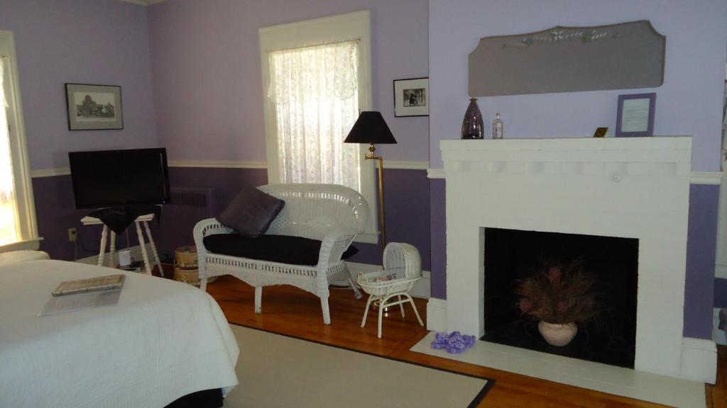 Bennett House B&B Woodstock Room photo