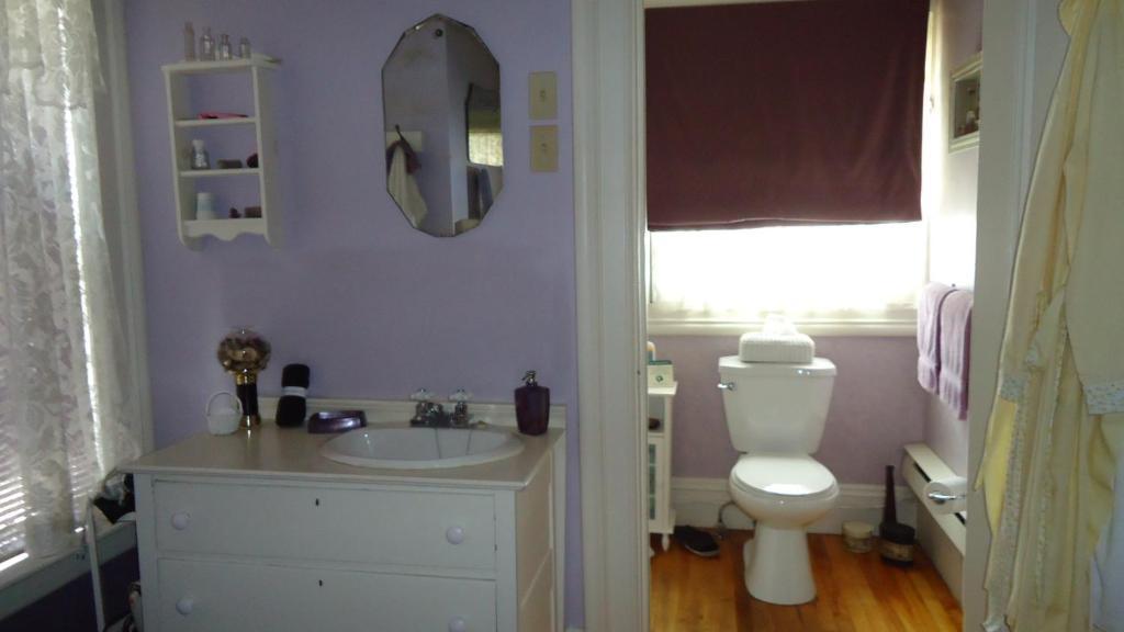 Bennett House B&B Woodstock Room photo