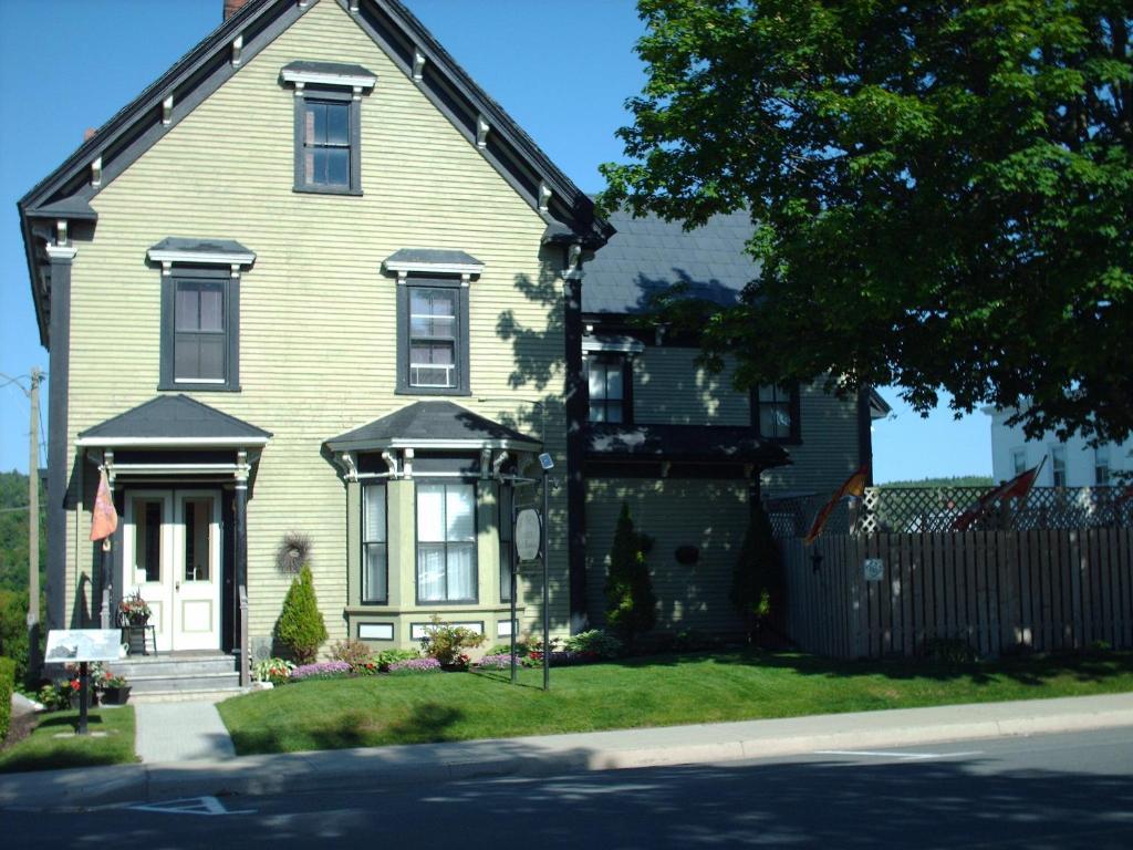 Bennett House B&B Woodstock Exterior photo